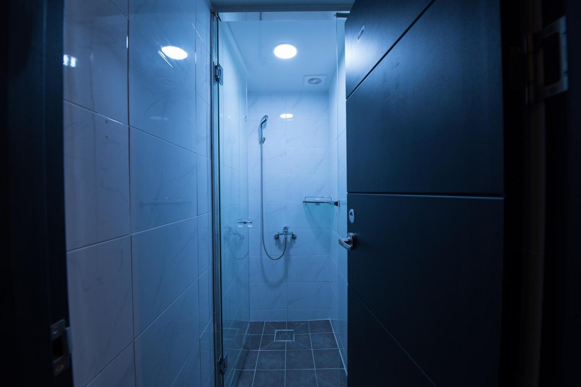 Inno Hostel & Pub Lounge Hongdae Сеул Экстерьер фото