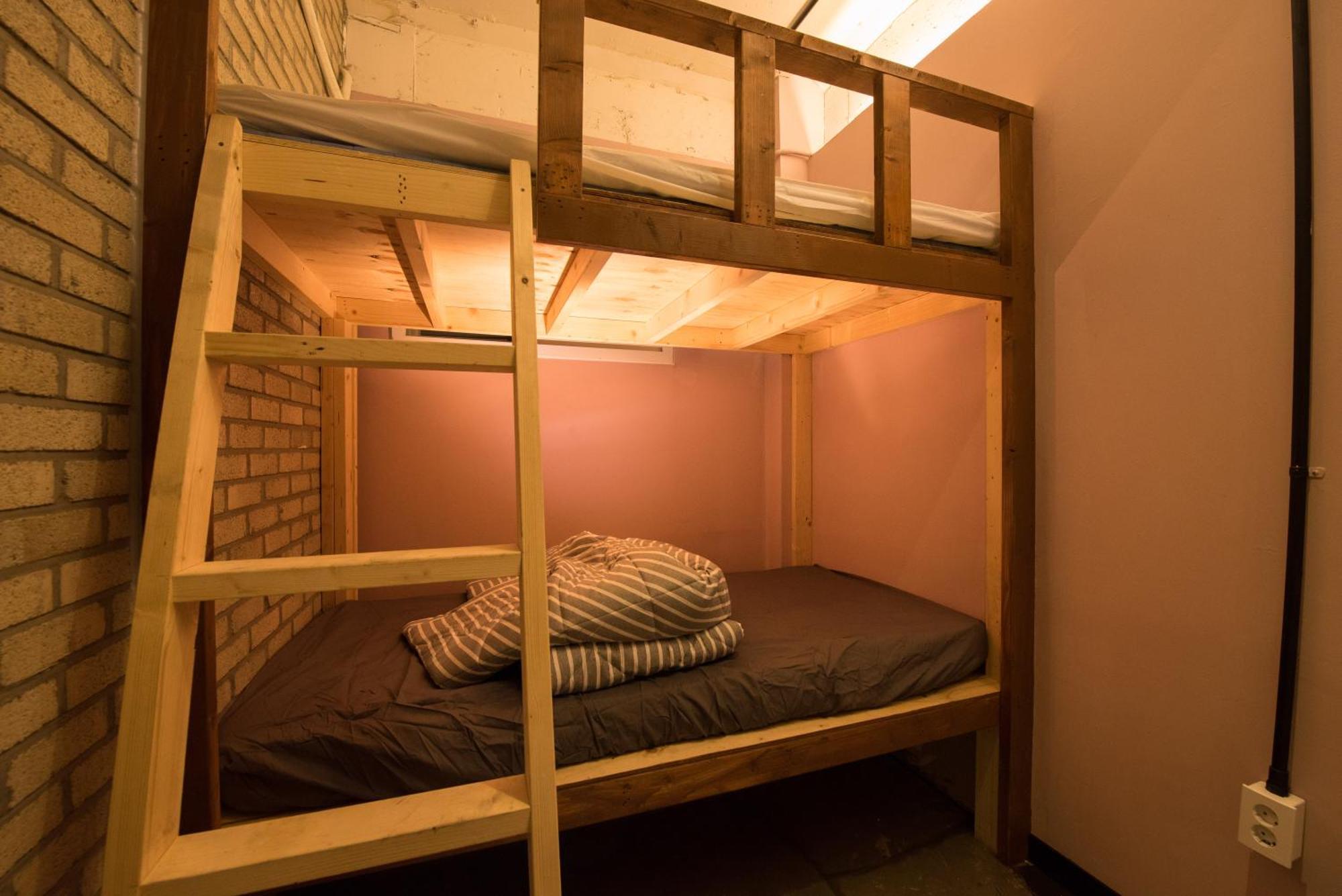 Inno Hostel & Pub Lounge Hongdae Сеул Экстерьер фото