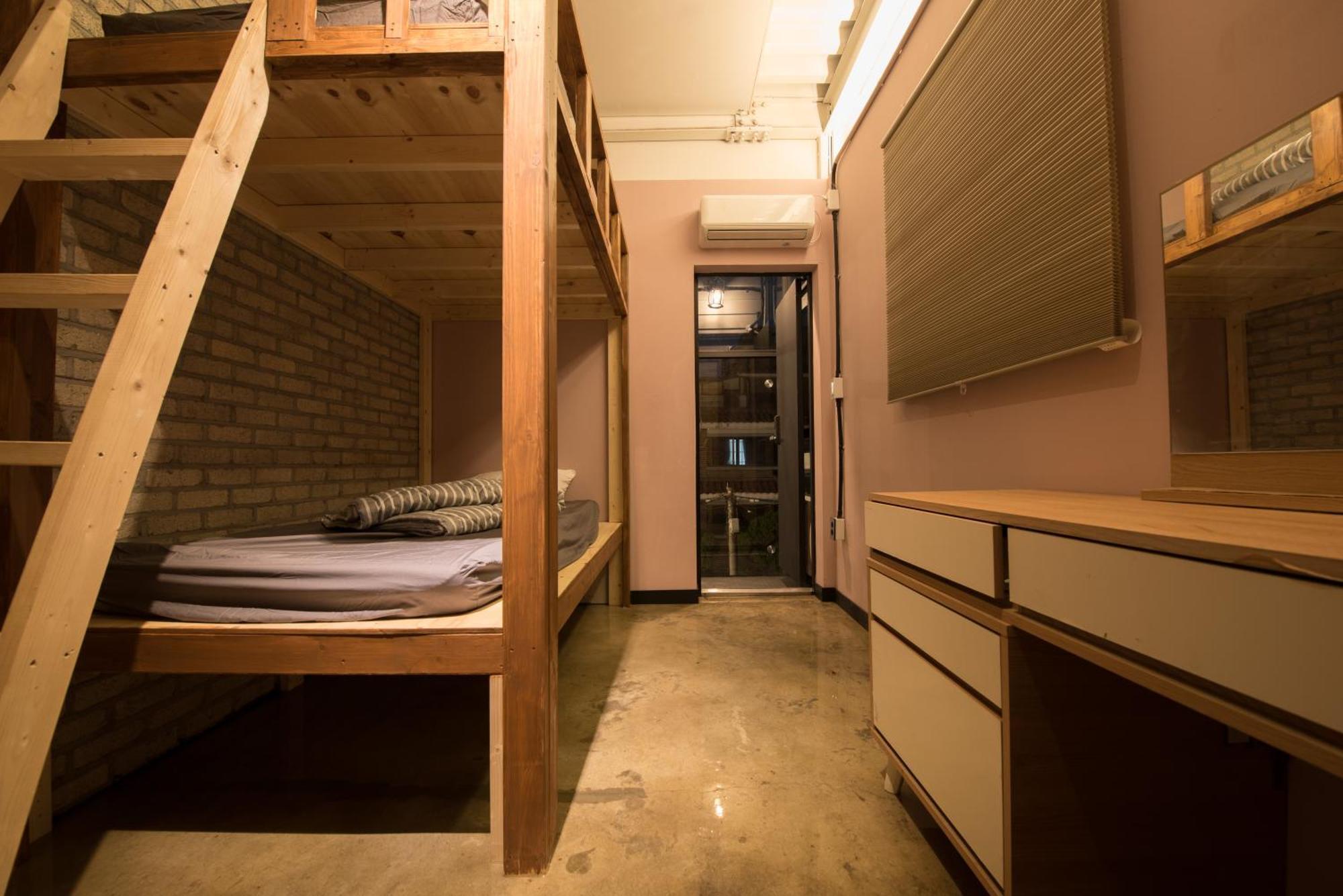 Inno Hostel & Pub Lounge Hongdae Сеул Экстерьер фото