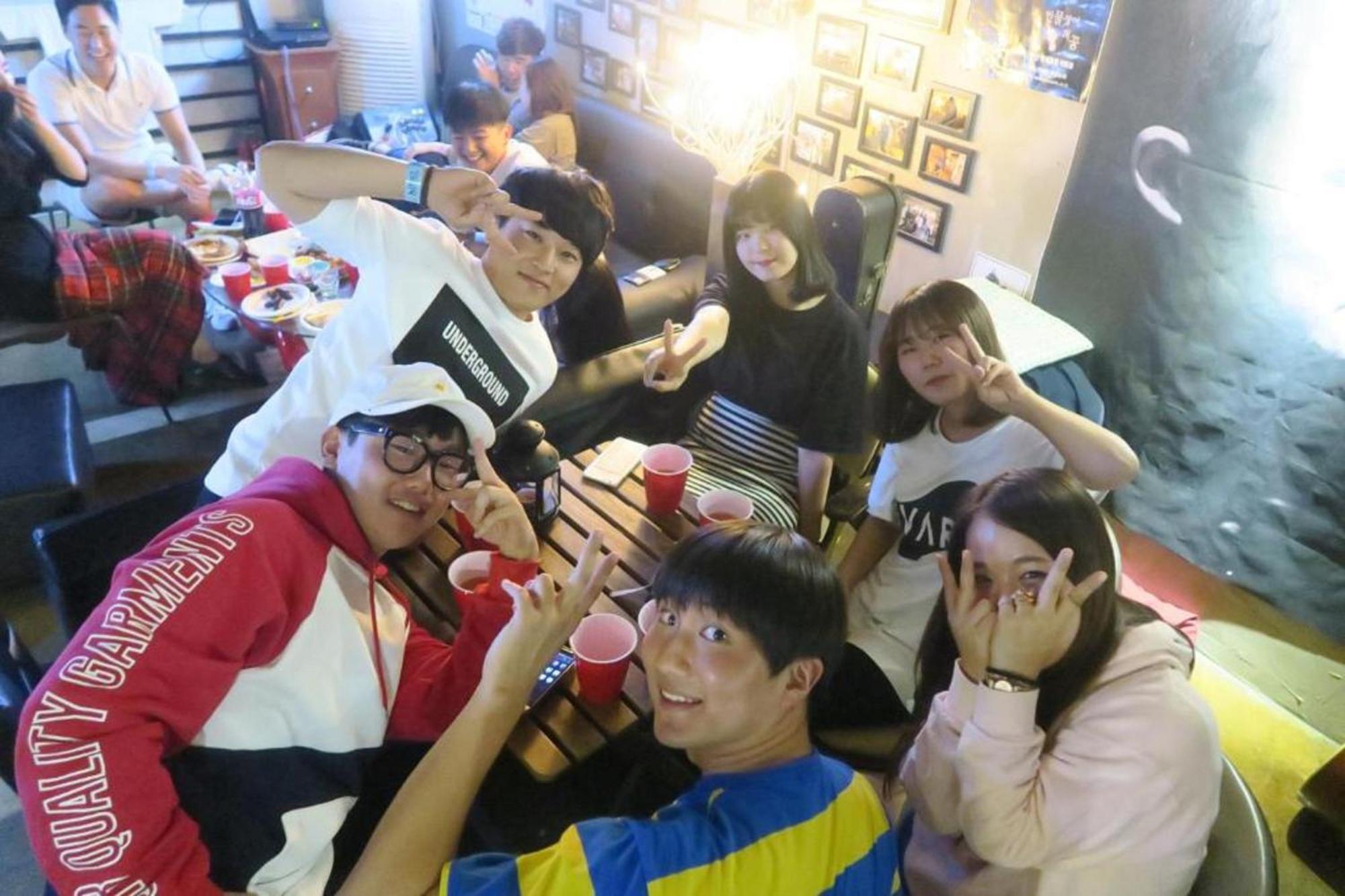 Inno Hostel & Pub Lounge Hongdae Сеул Экстерьер фото